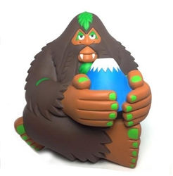 Bigfoot's Mountain Spirit  Fujisan Vinyl Toy Figure by Dragatomi